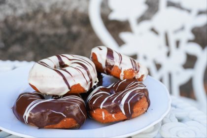 Kváskové donuty s čokoládovou polevou